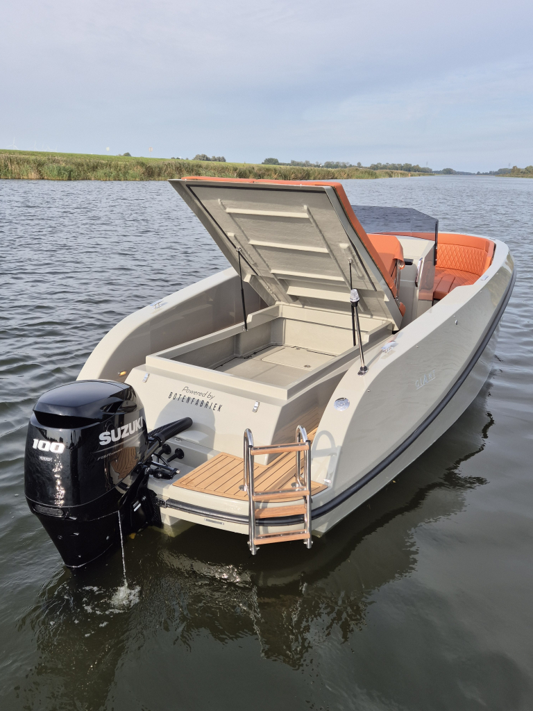 Giant 660 Tender | nieuwe Suzuki DF100 | vaarklaar DEMO — foto 7 van 24