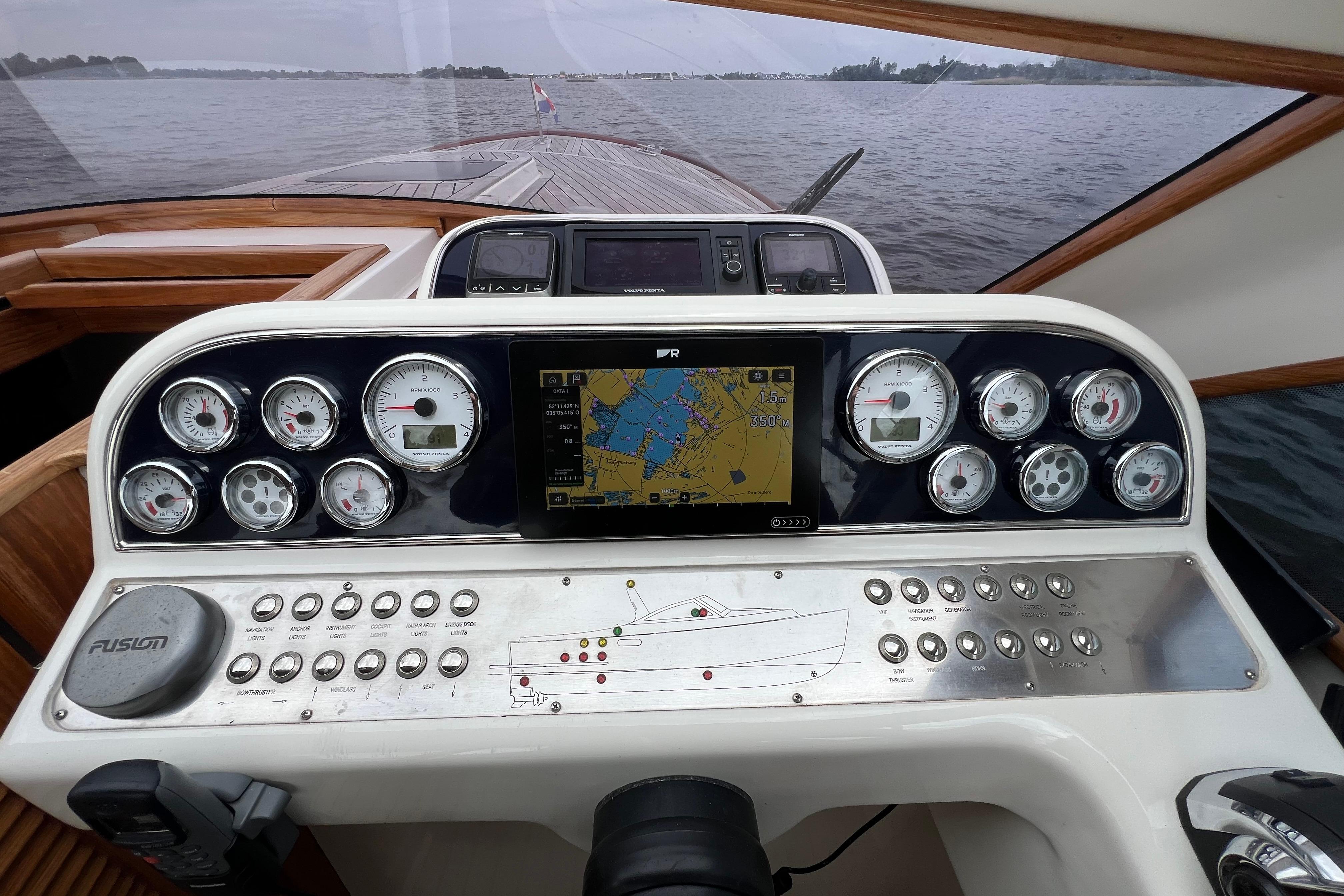 Long Island 40 Runabout — foto 38 van 71