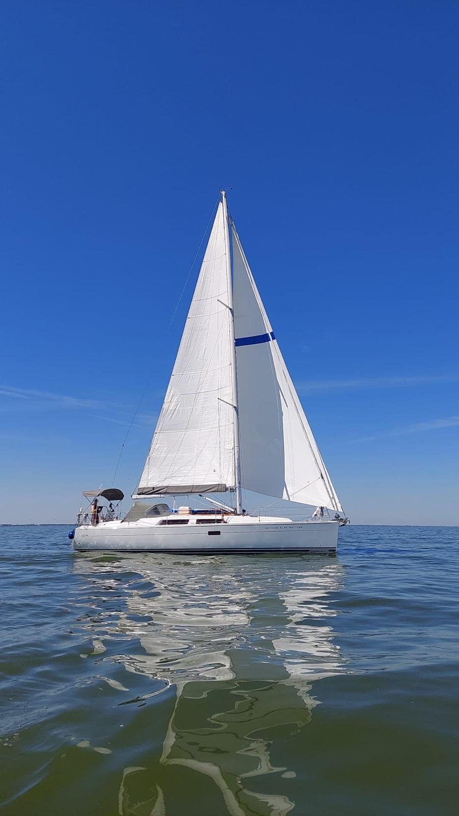 Hanse 375