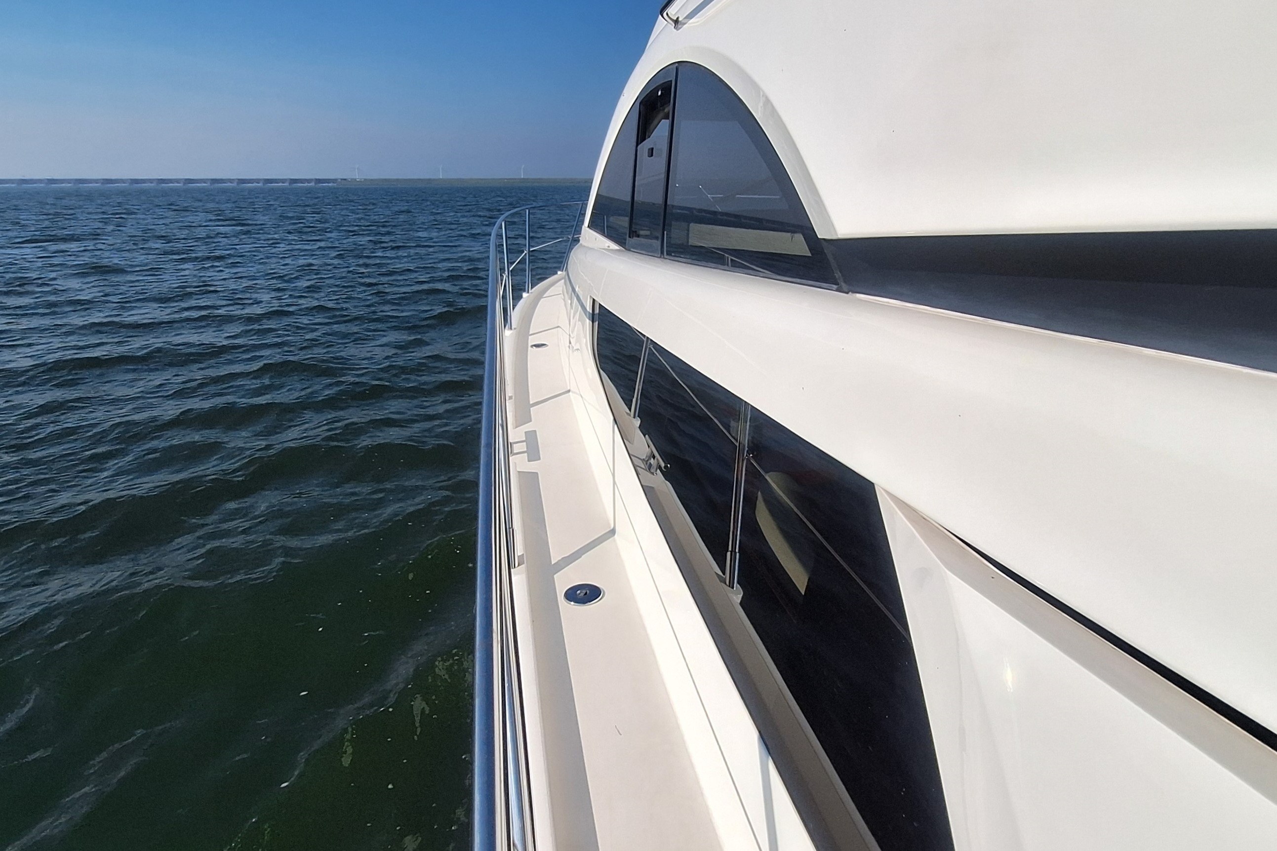Fairline Phantom 40 — foto 8 van 87
