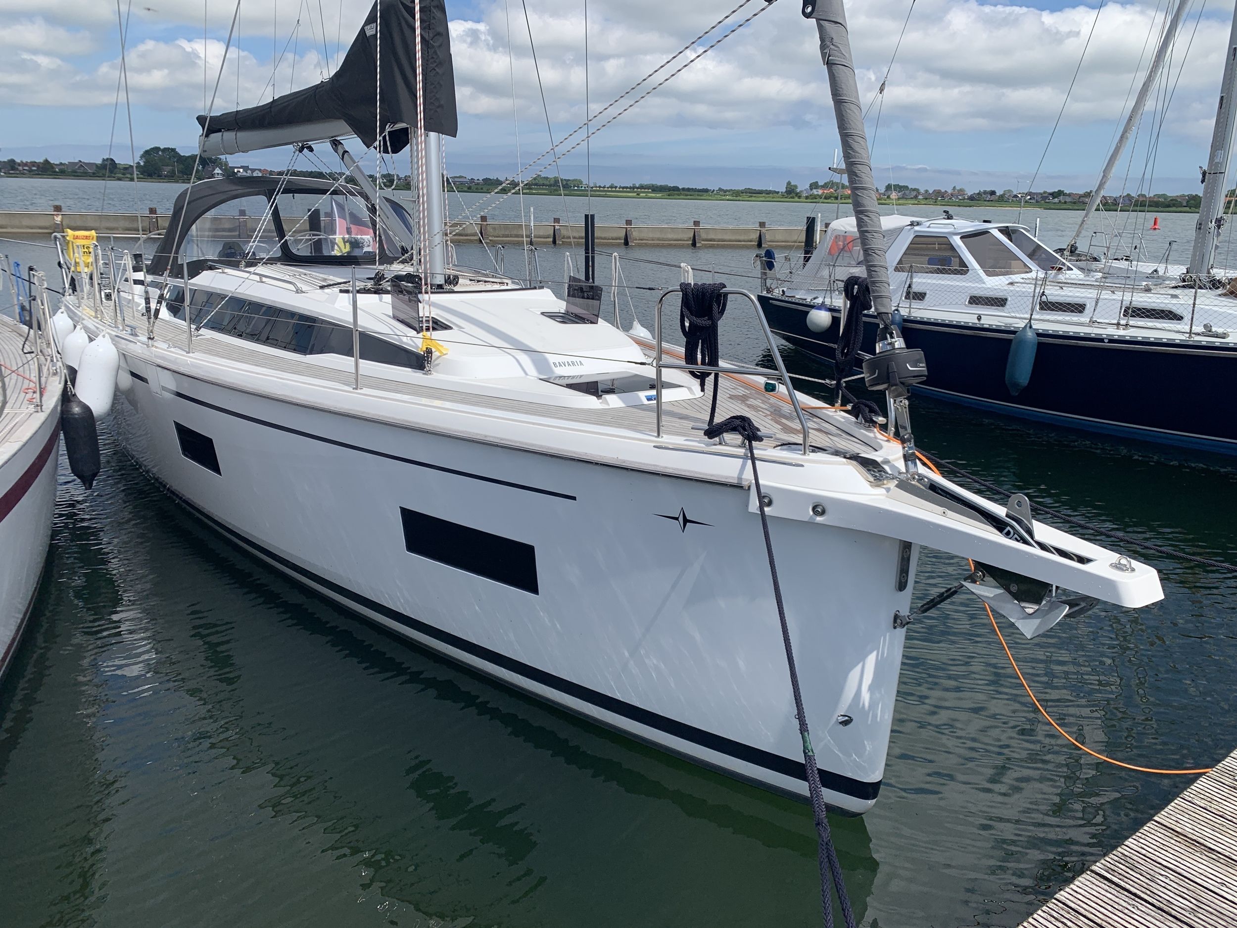Bavaria C38 — foto 1 van 39