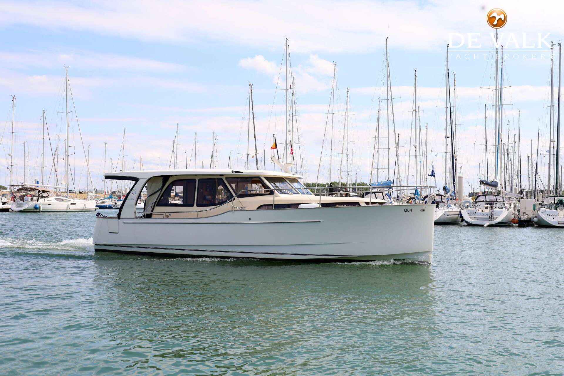 Greenline 33