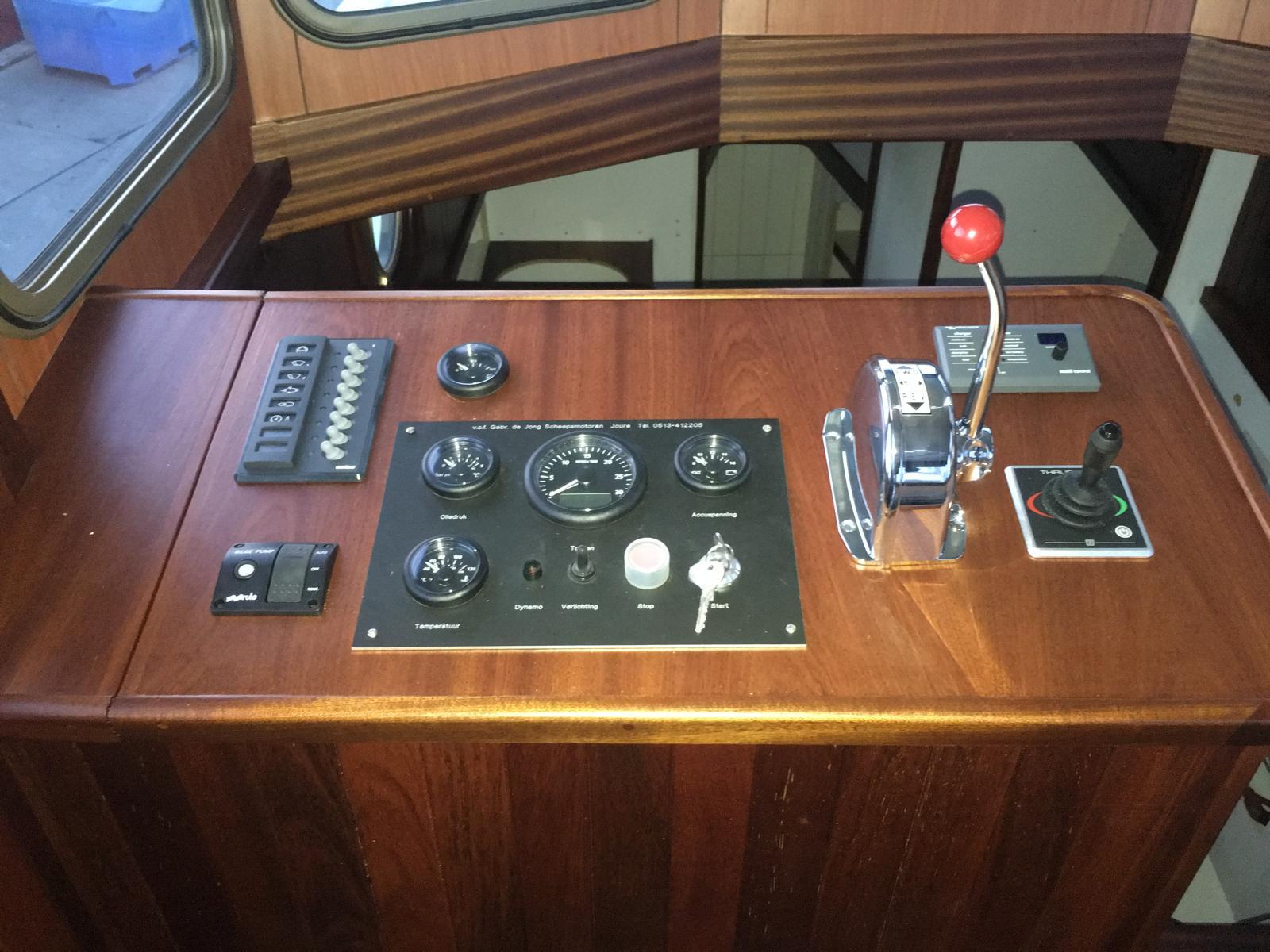 Amsterdamse Sleepboot 13.00 — foto 8 van 17