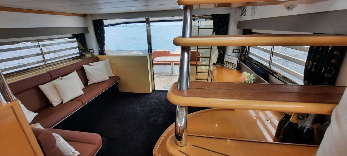 Fairline Squadron 59 Fly — foto 4 van 7