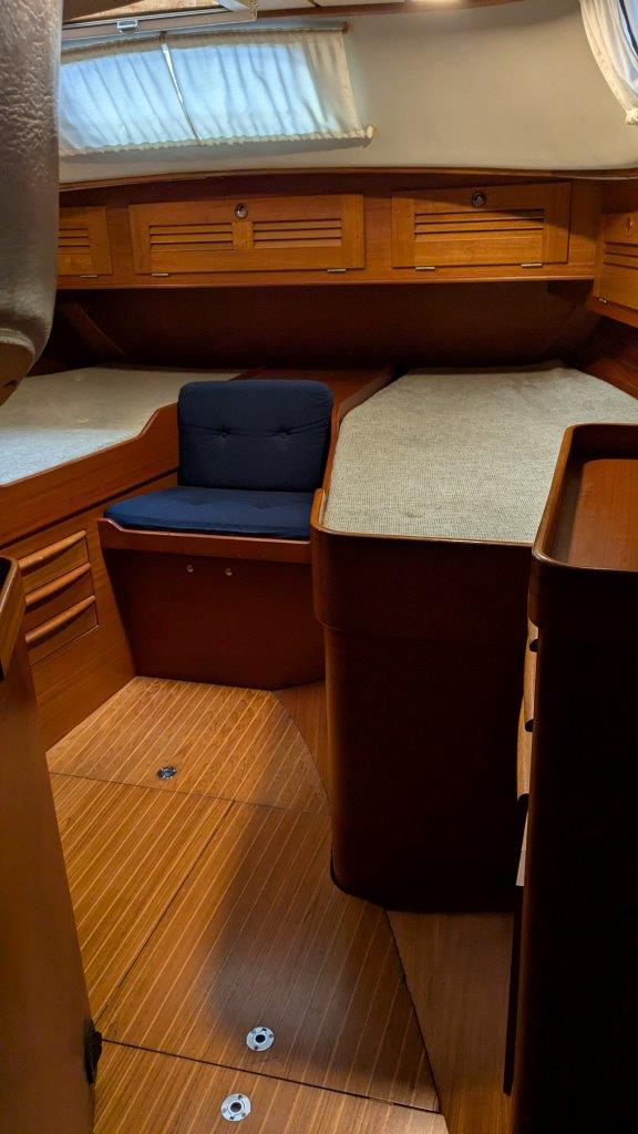 Hallberg-Rassy 45 — foto 37 van 108