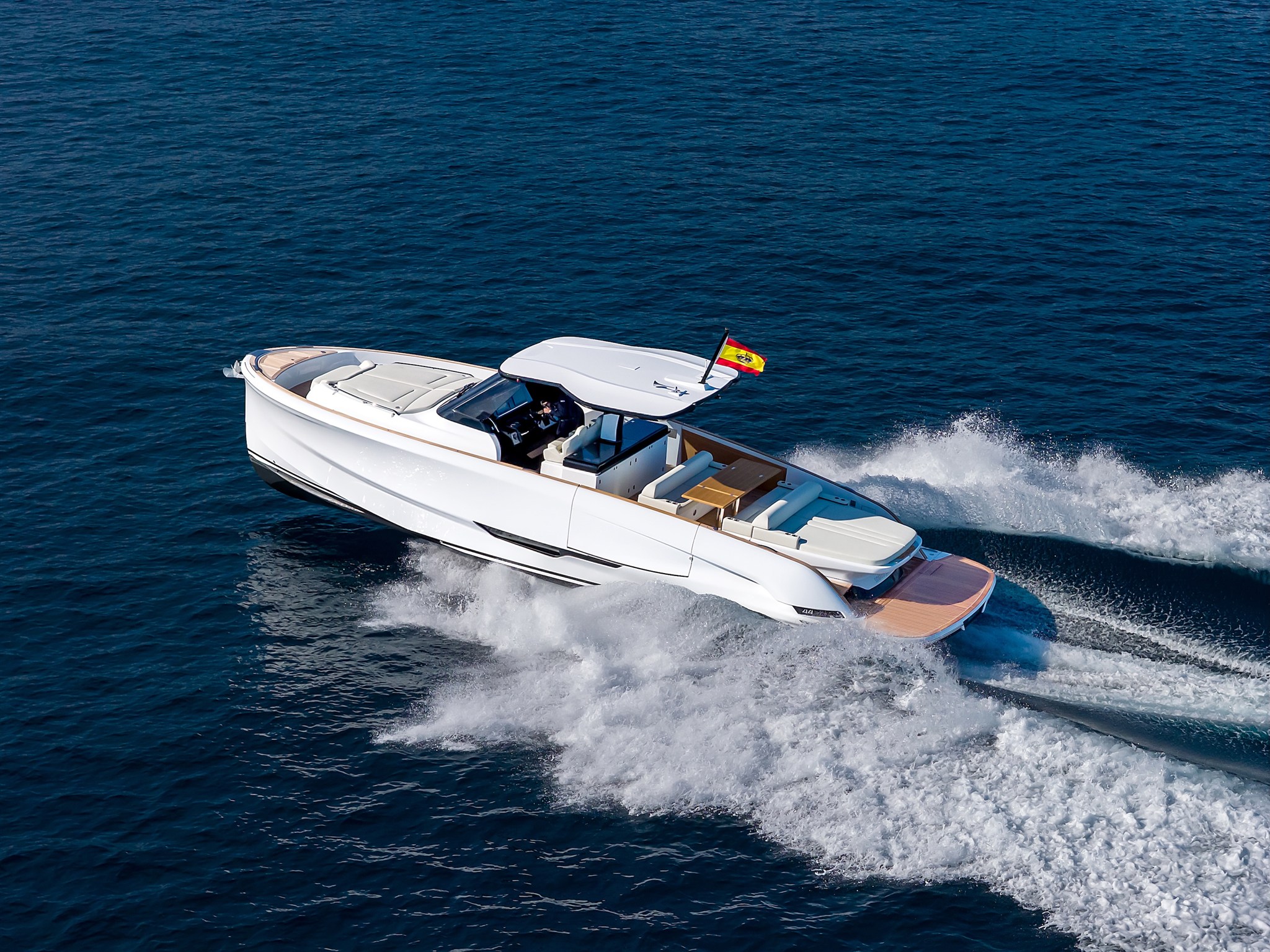 Solaris Power 44 Open ST — foto 2 van 11