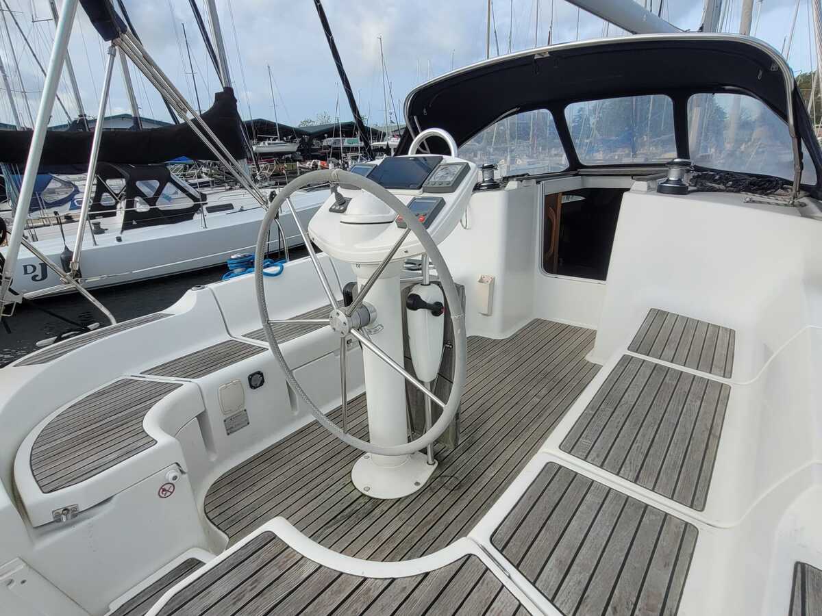 Jeanneau Sun Odyssey 37 — foto 25 van 36