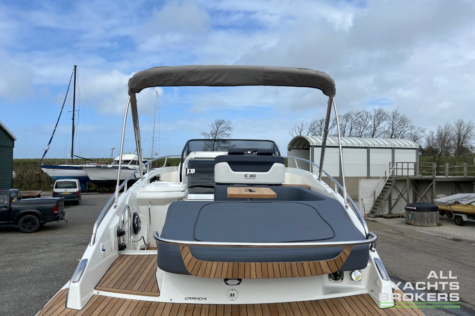 Cranchi Endurance E30 — foto 10 van 12