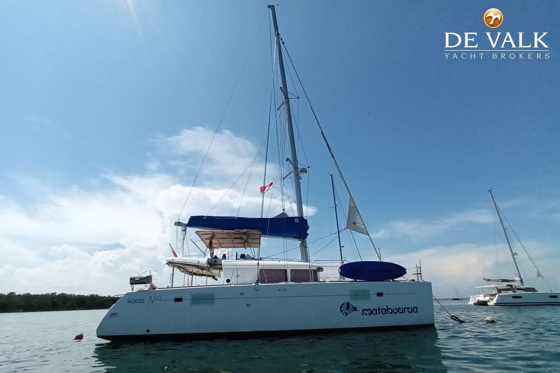 Lagoon450