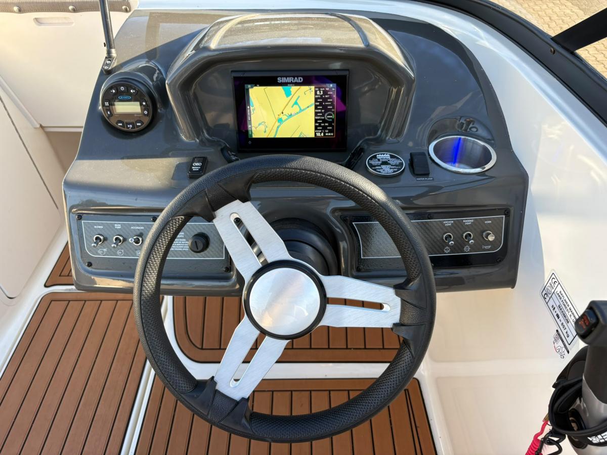 Bayliner VR5 — foto 12 van 14