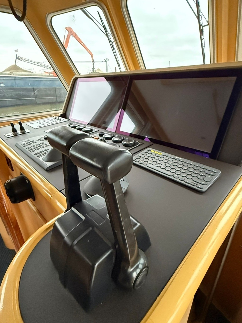 Almtrawler 1600 AD — foto 23 van 42