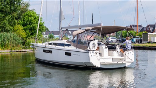 Jeanneau Sun Odyssey 410 (2023) — foto 8 van 12
