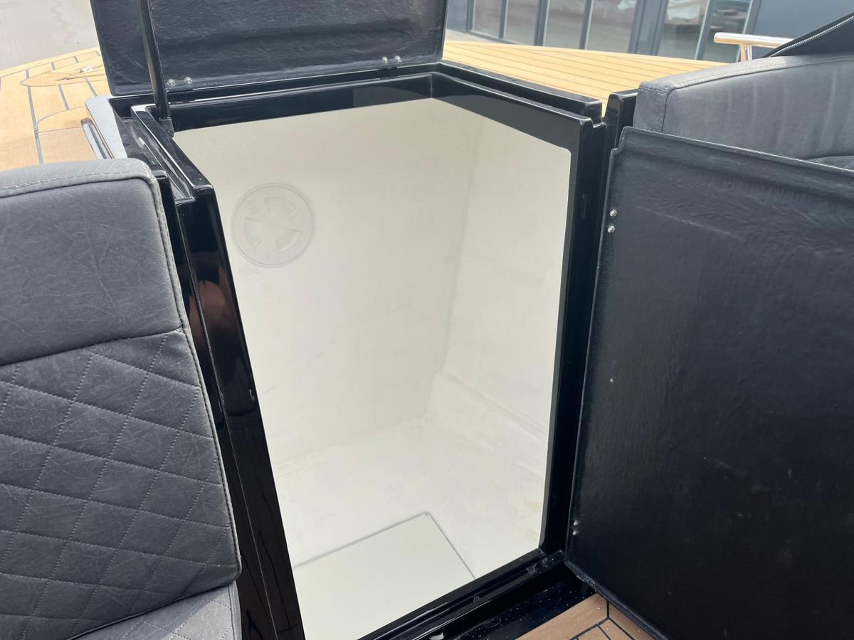 Maxima 740 Tender — foto 15 van 19