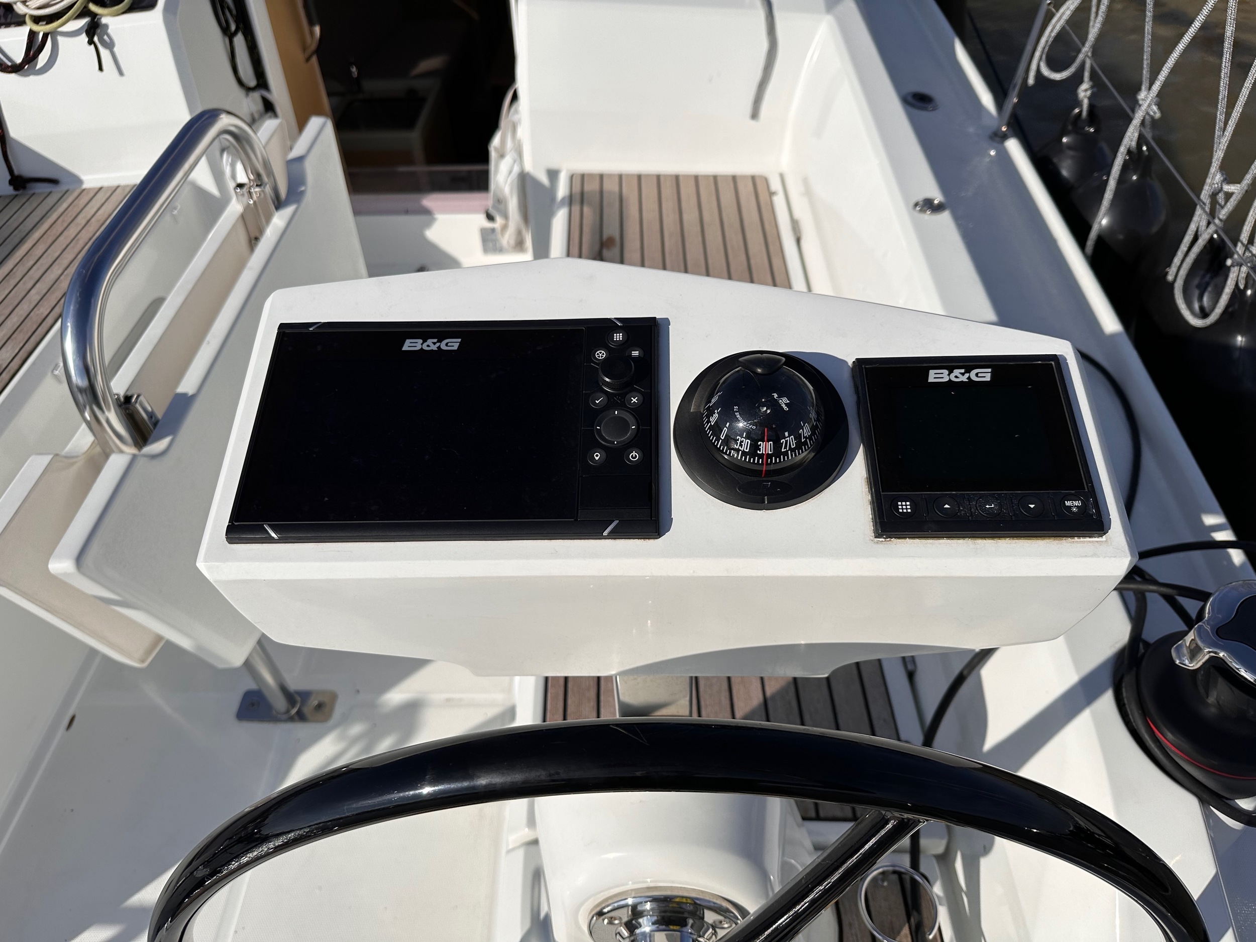 Beneteau Oceanis 30.1 — foto 3 van 7