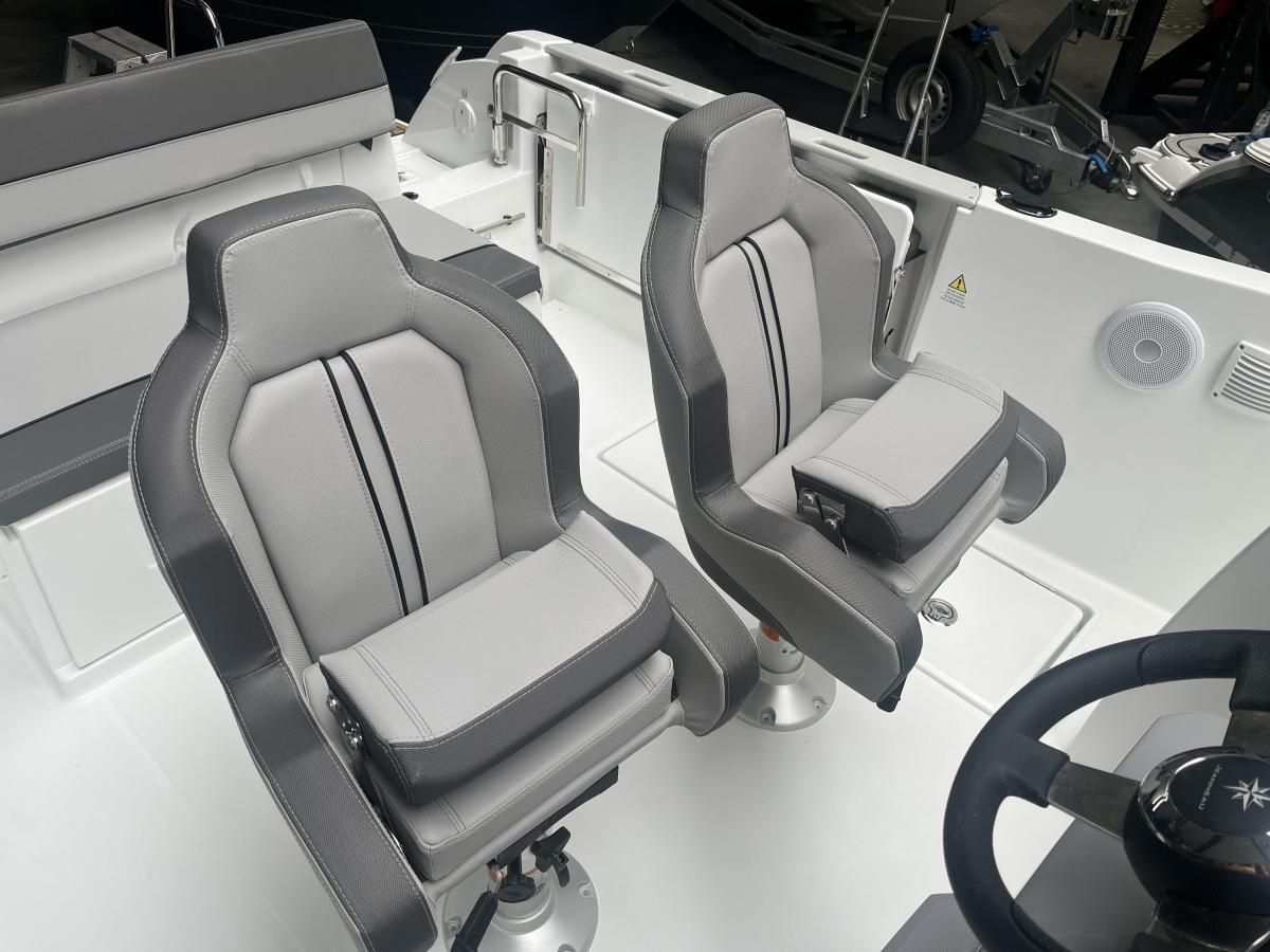 Jeanneau Cap Camarat 6.5 Center Console — foto 10 van 19