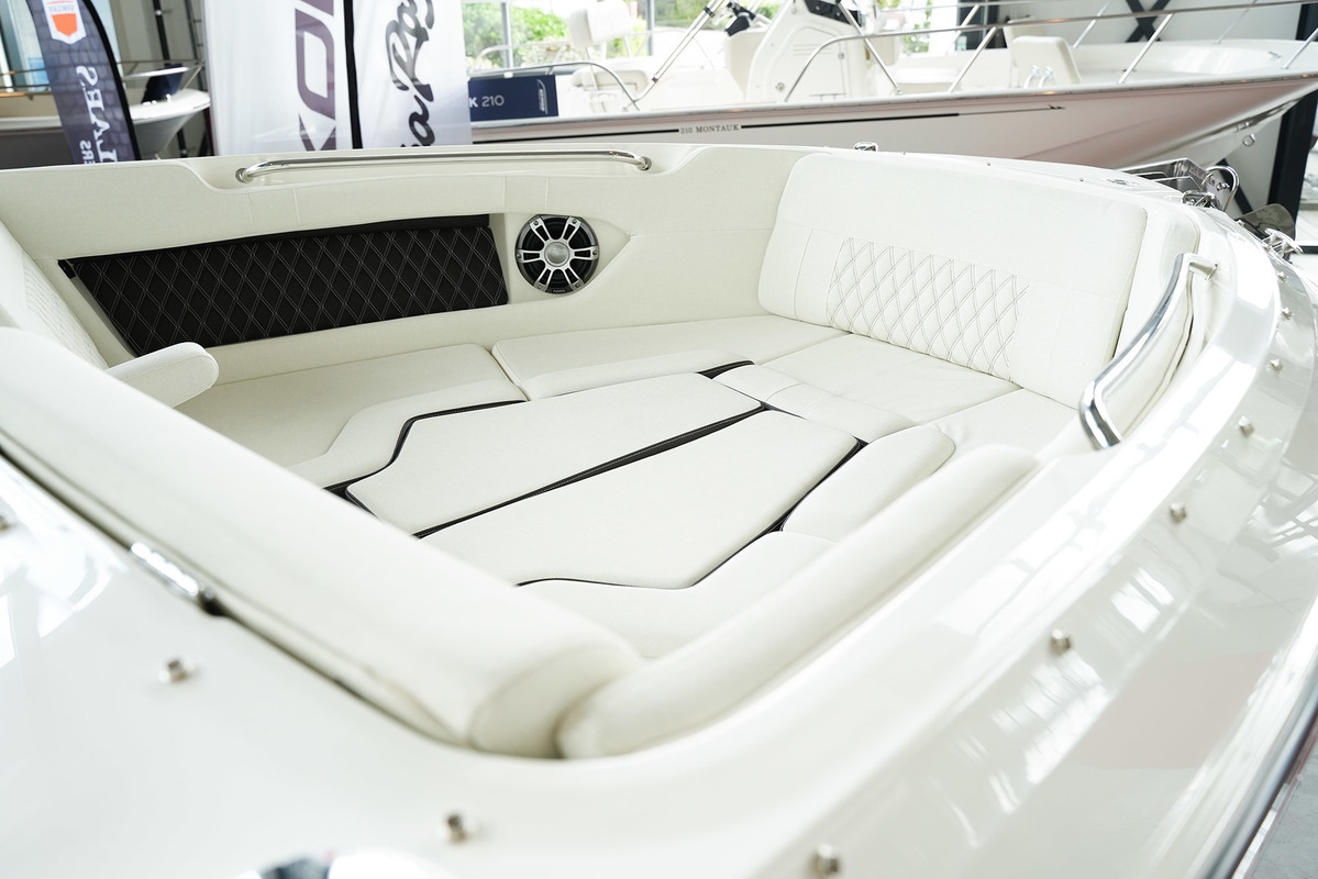 Sea Ray SLX 250 — foto 9 van 57