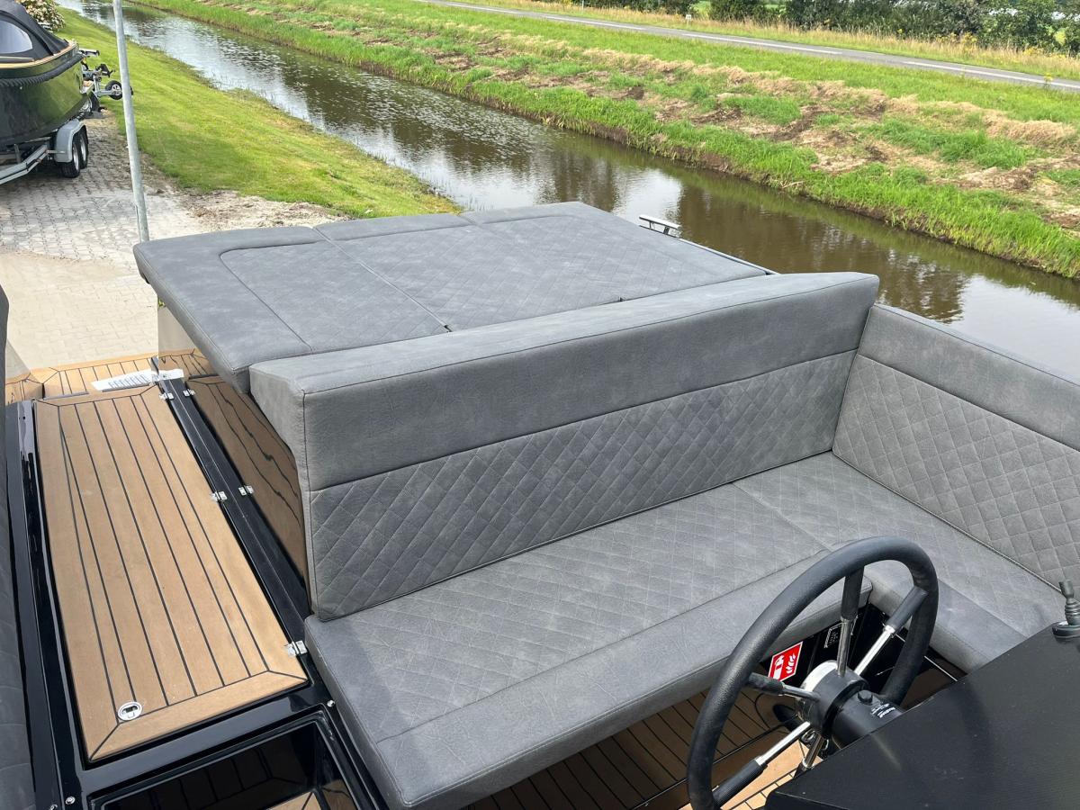 Maxima 740 Tender — foto 8 van 19