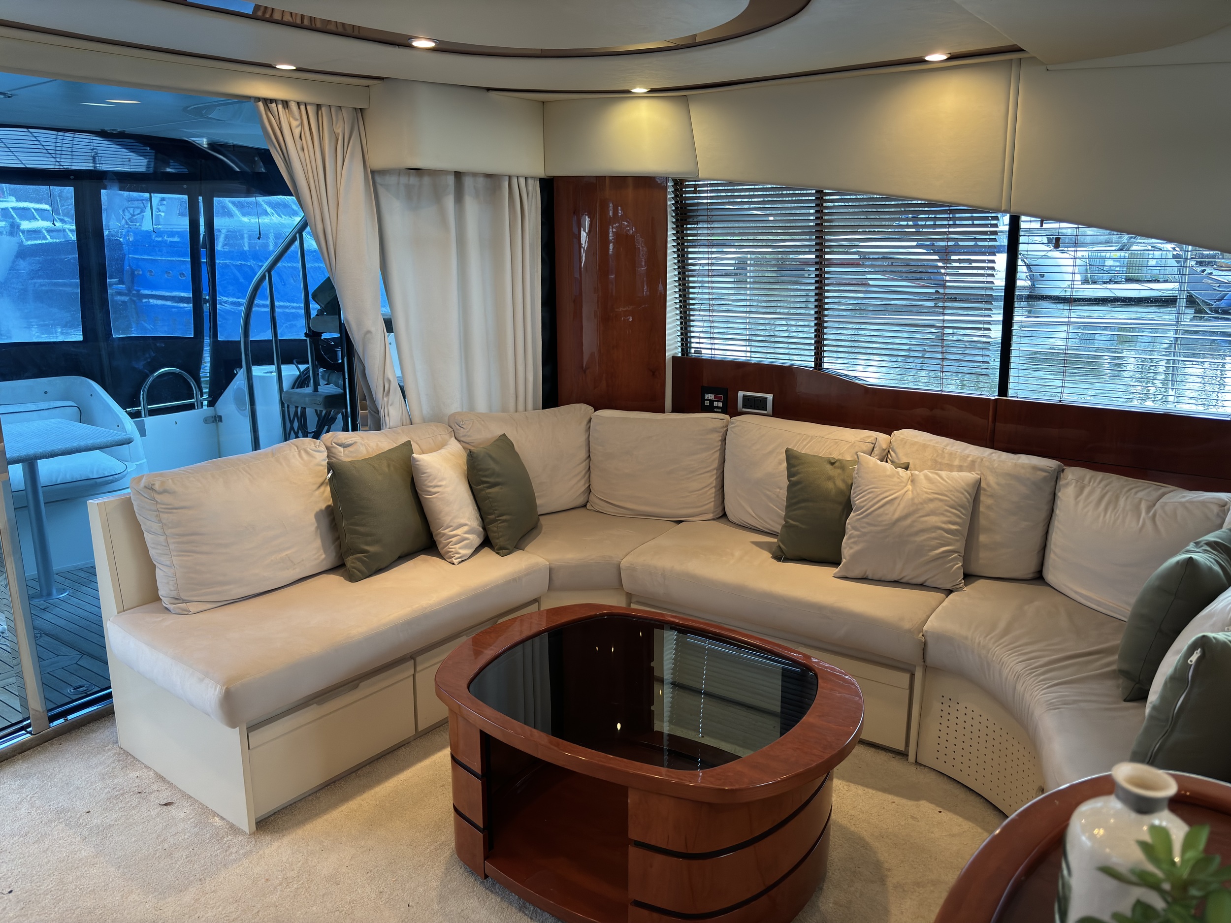 Fairline Squadron 58 — foto 6 van 21