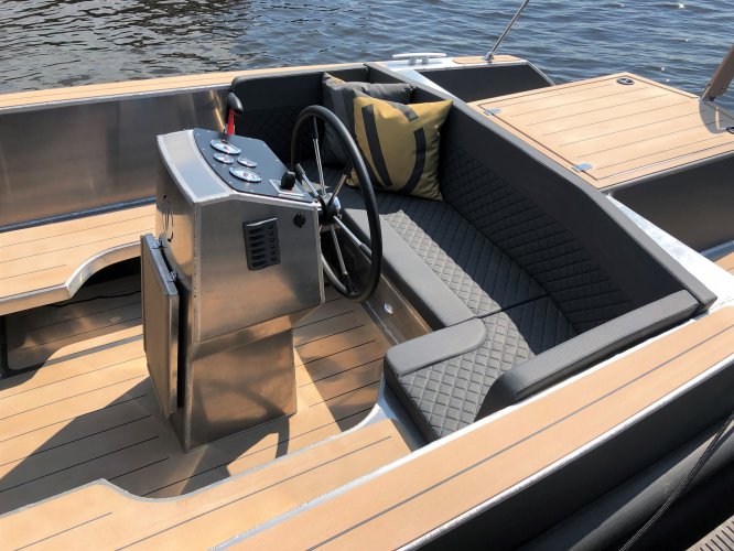 Van Vossen 777 Tender Sport DE GROOTSTE SLOEPENSHOWROOM VAN NEDERLAND — foto 11 van 20