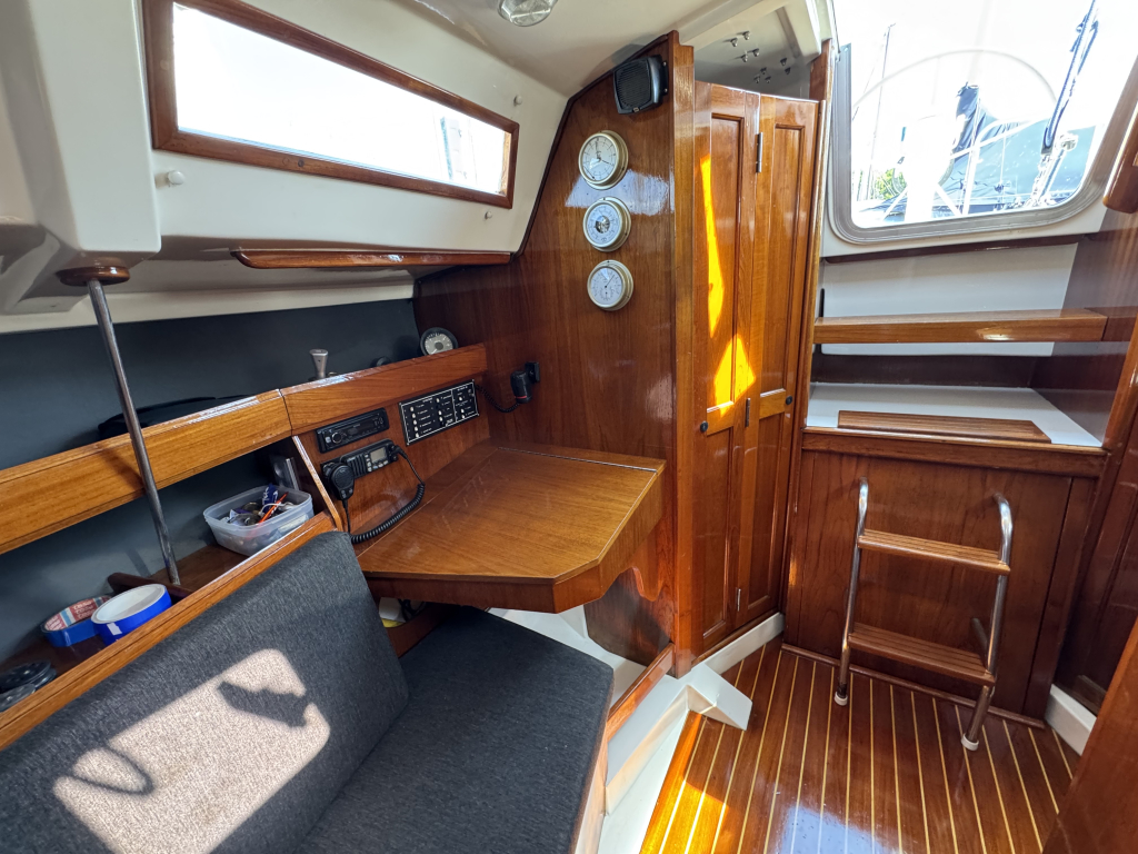 Hunter 28.5 — foto 18 van 44