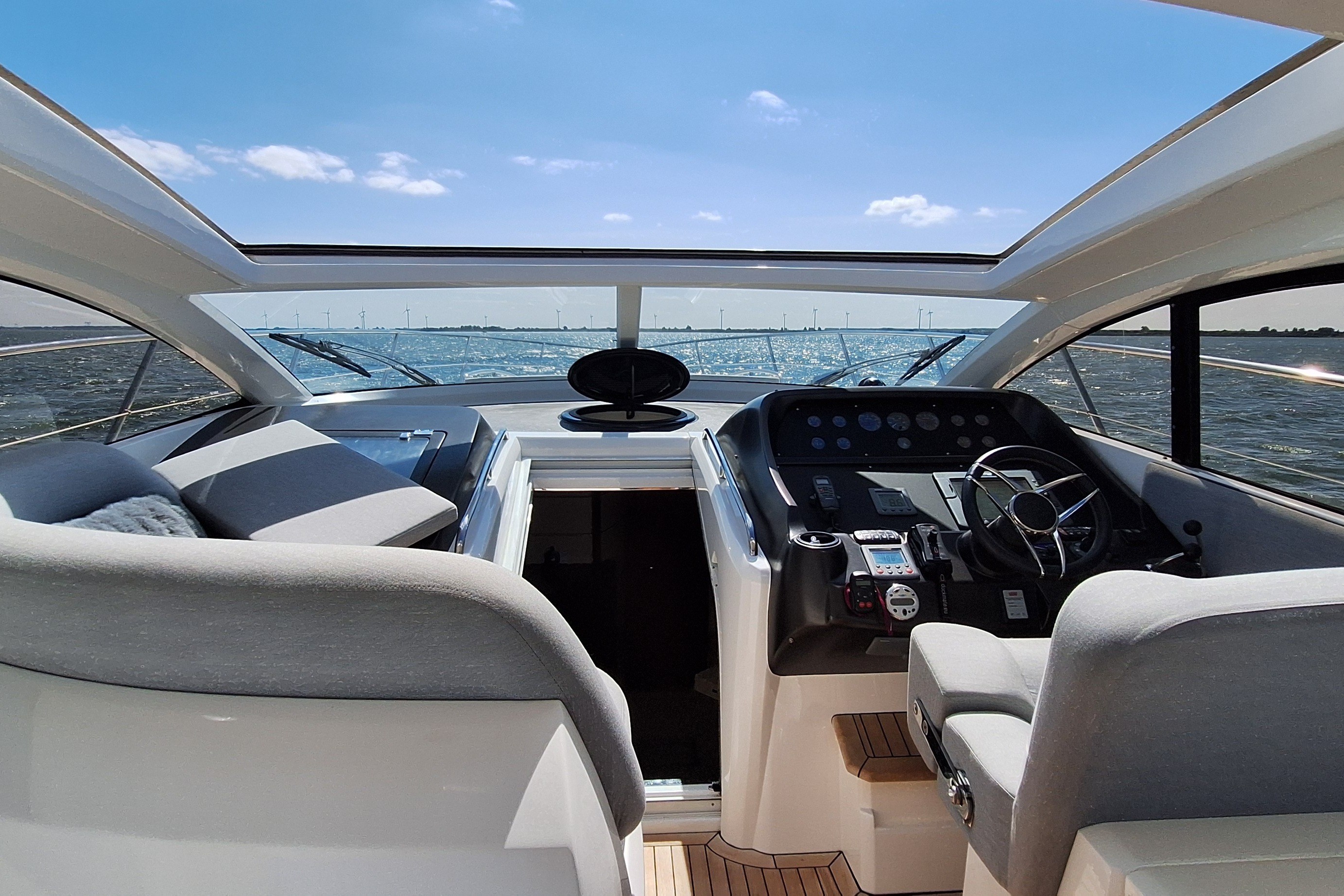 Sunseeker Portofino 47 — foto 43 van 92