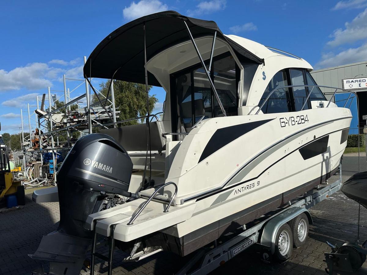 Beneteau Antares 9 — foto 7 van 29