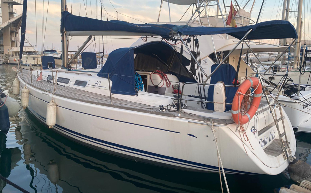 Dufour40