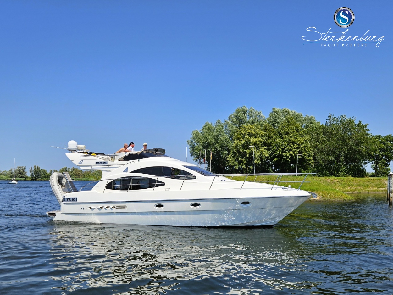 Azimut 42 — foto 4 van 56