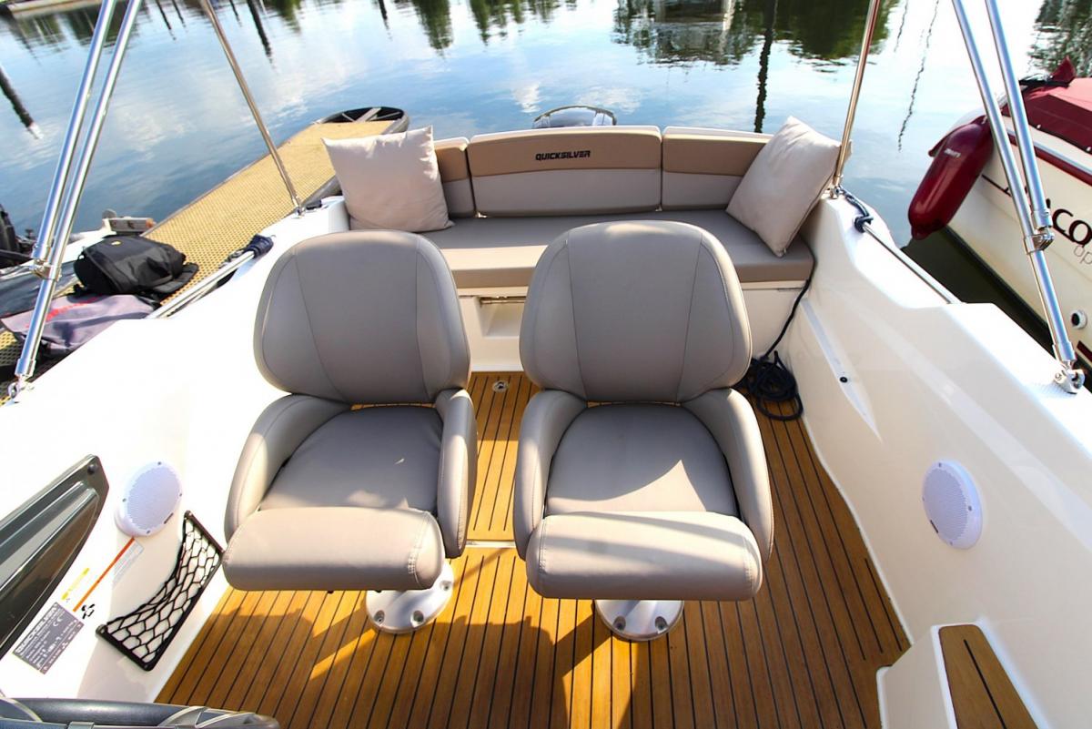 Quicksilver 555 Cabin — foto 16 van 17