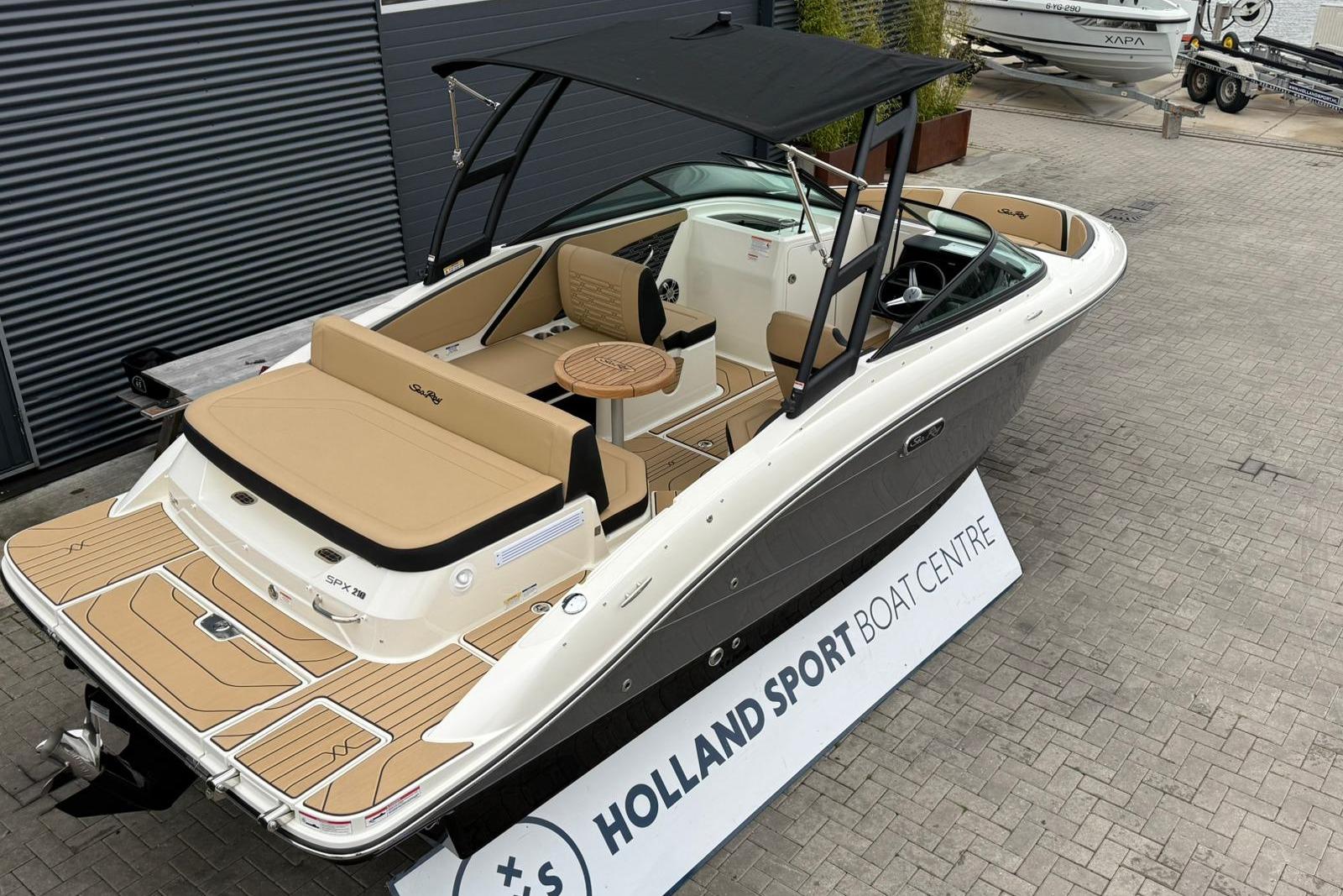 Sea Ray SPX 210 — foto 9 van 41