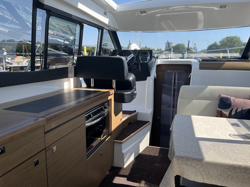 Jeanneau NC 9 — foto 14 van 40