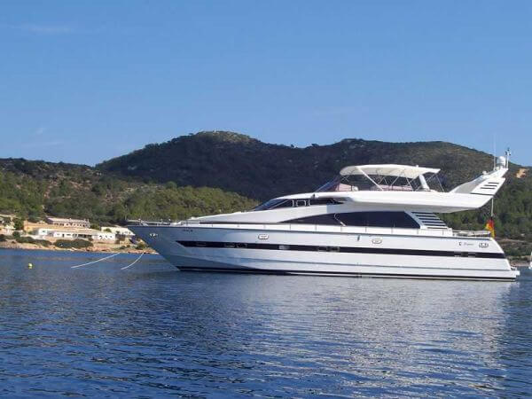 Elegance 70 Flybridge - BluYachting