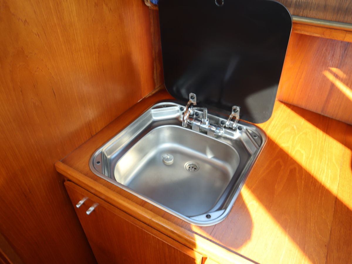 Beachcraft 850 Refit — foto 13 van 36