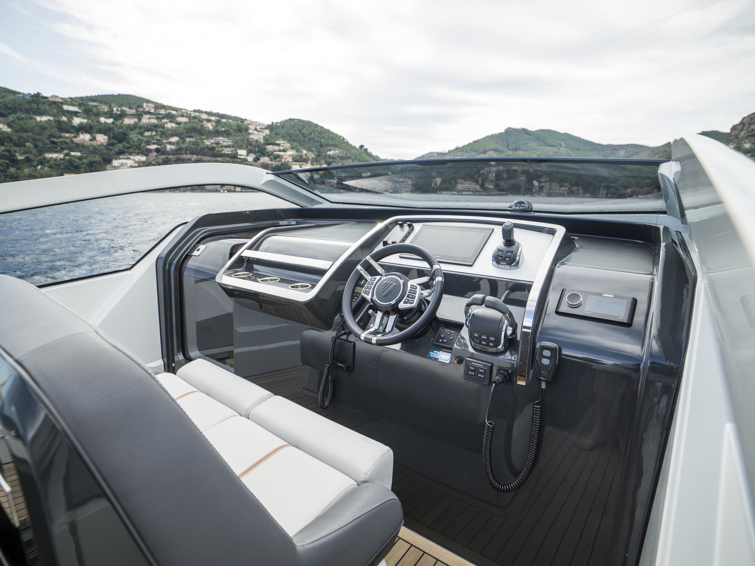 Fairline F-Line 33 — foto 18 van 40