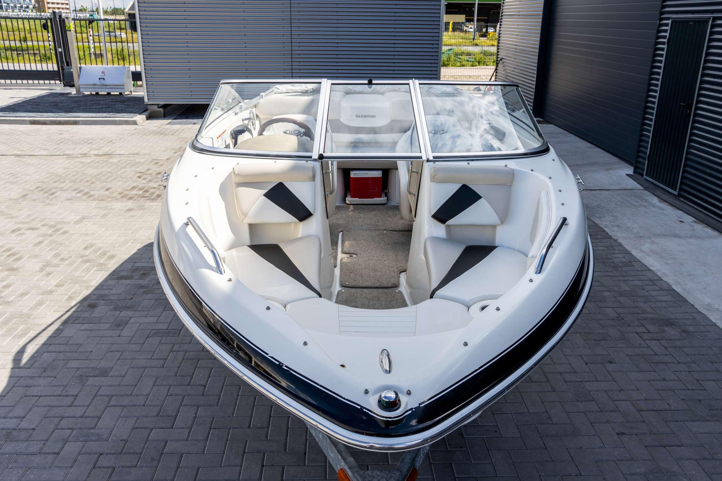 Glastron GT 185 — foto 28 van 29
