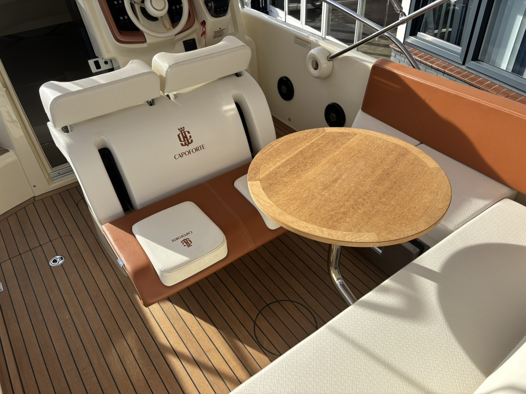 Capoforte Boats Capoforte CX250i (Invictus) met Volvo Penta V6 280pk - 2023 — foto 7 van 22