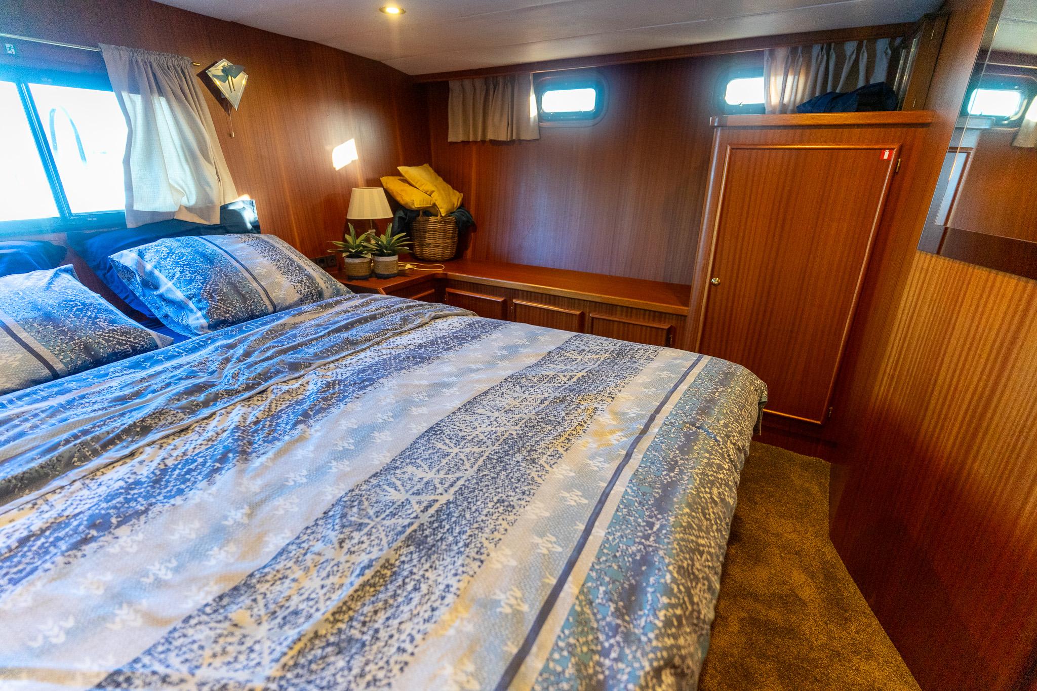 Valkkruiser Voyager 1550 — foto 37 van 45