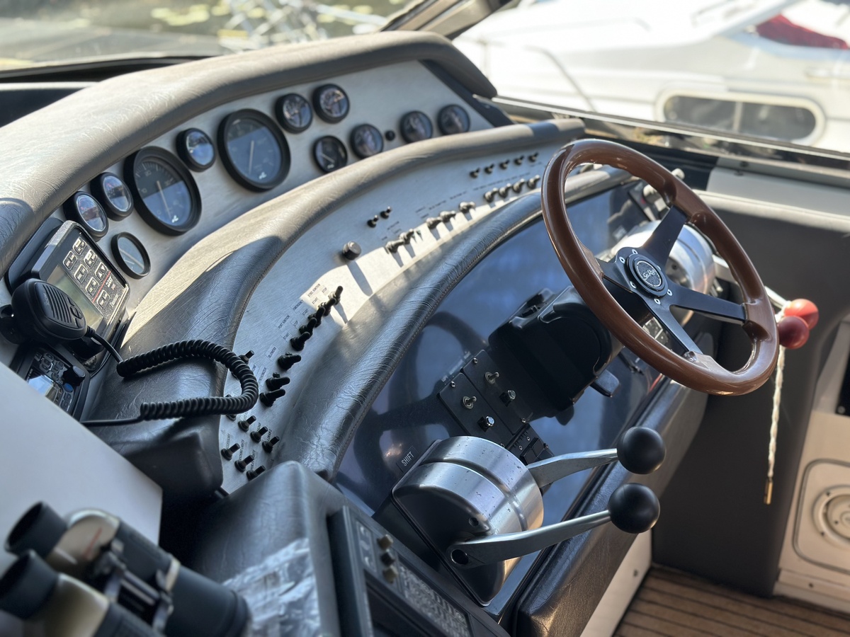 Sea Ray 500 — foto 3 van 48
