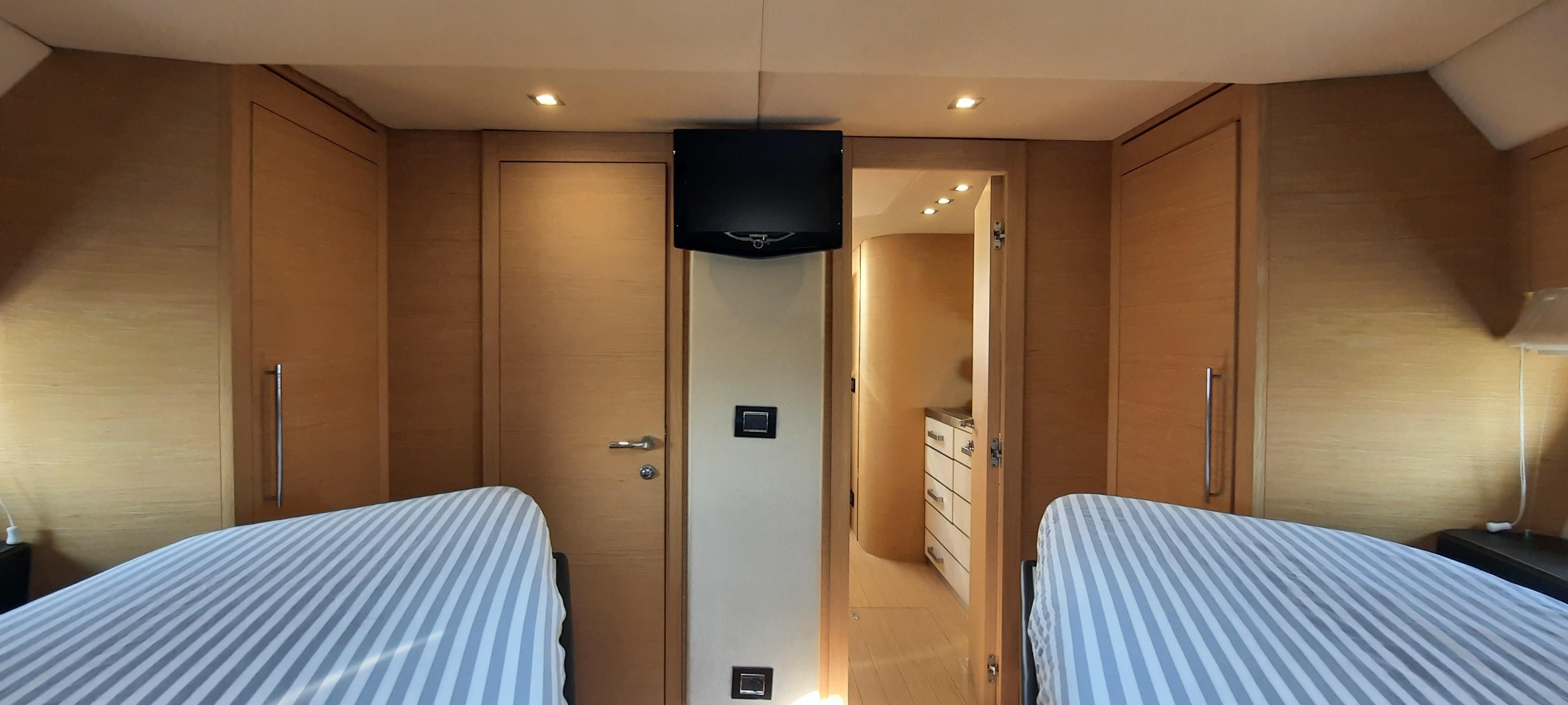Sessa Marine C46 — foto 32 van 46