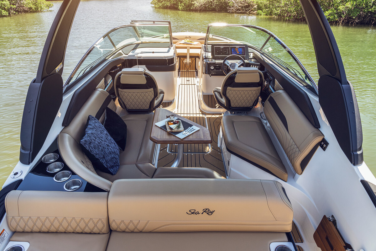 Sea Ray SLX 260 — foto 8 van 28