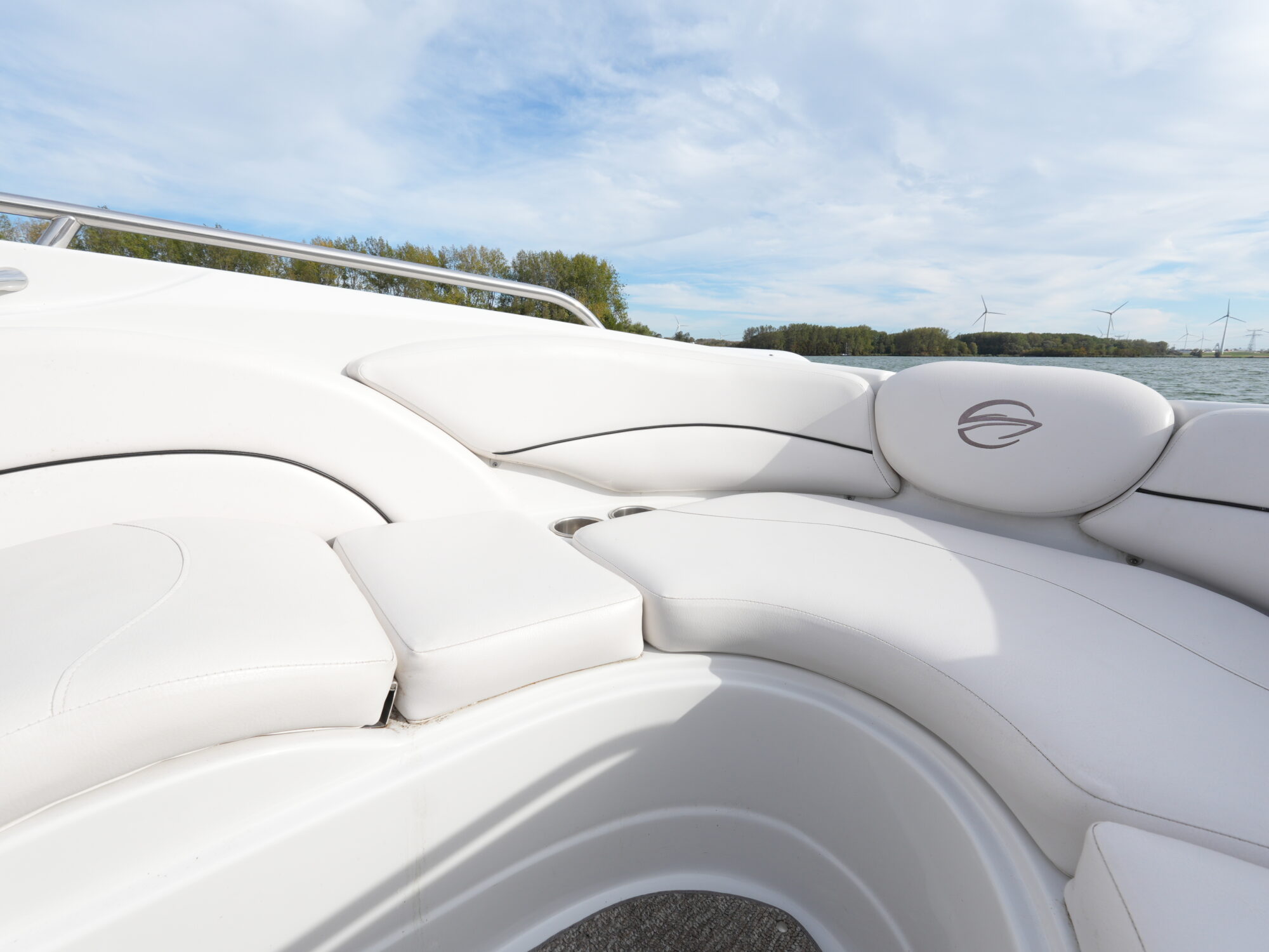 Crownline 265 SS — foto 11 van 30