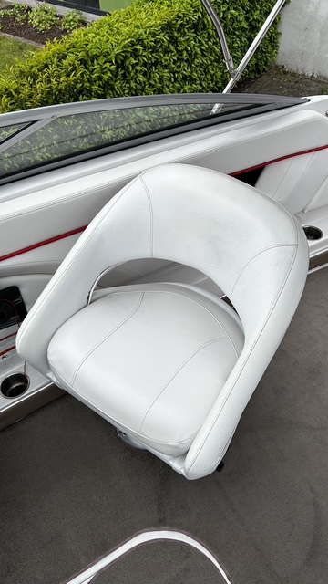 Four Winns H200 – Sportieve bowrider met krachtige V6 en royale indeling — foto 14 van 30