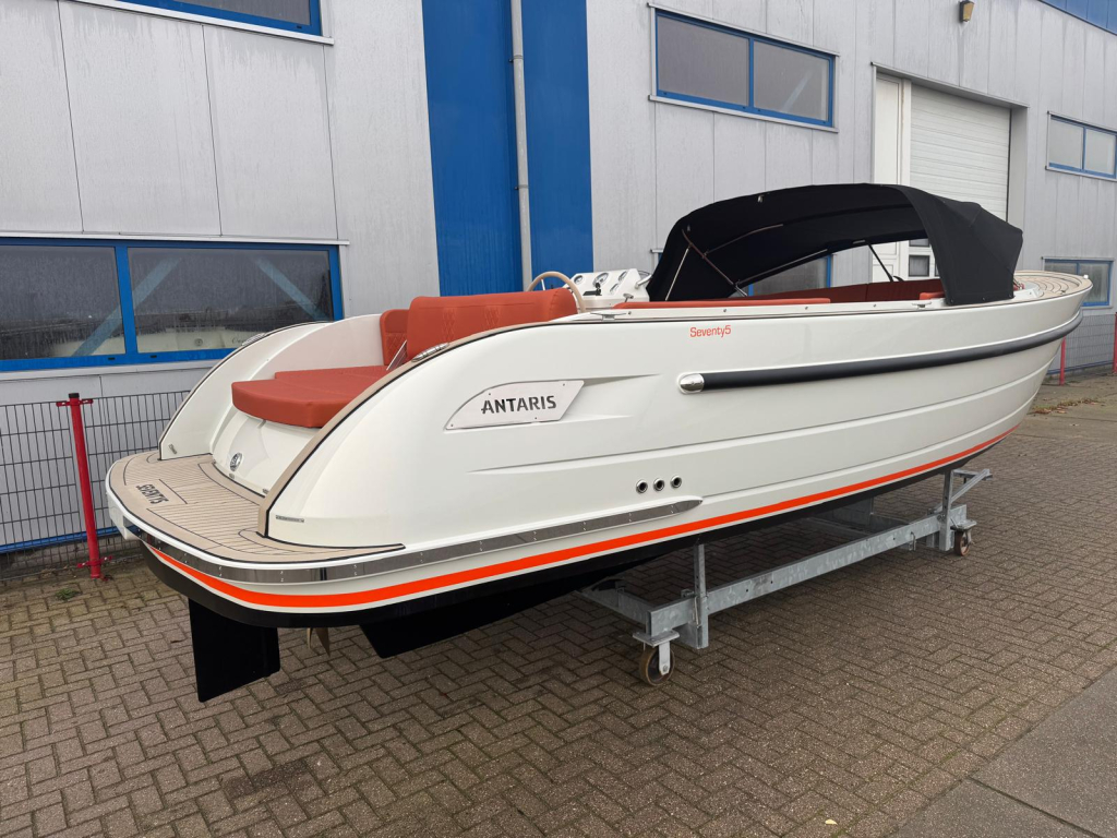Antaris Seventy5 met Vetus 52 pk — foto 7 van 31