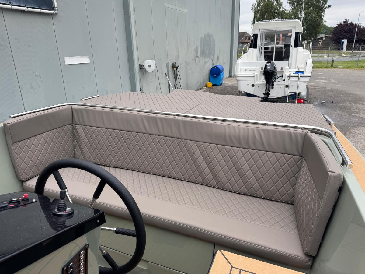 Maxima 630 Tender met boegschroef op voorraad! — foto 13 van 16