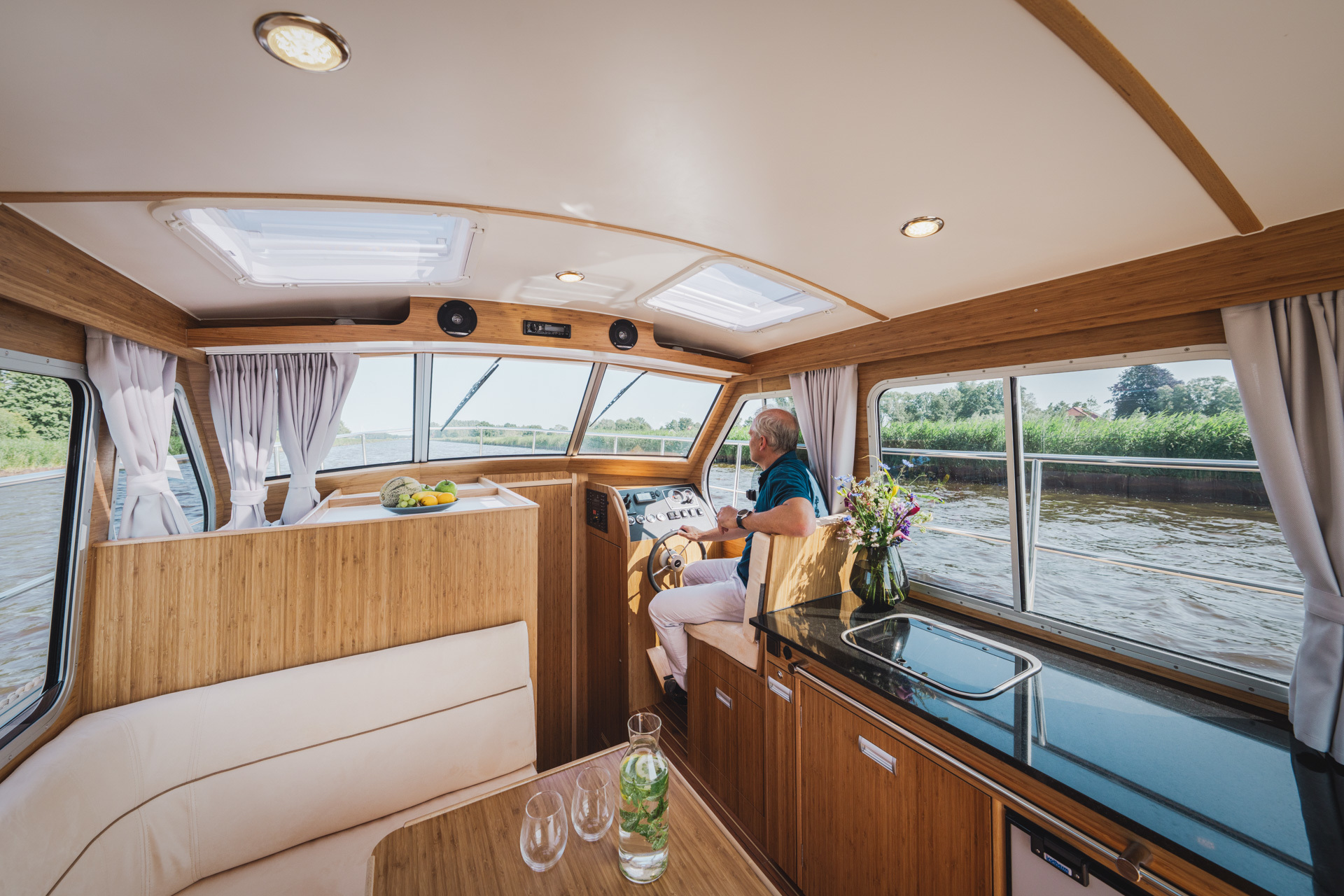 Scandinavia 950 (DEMO MODEL) — foto 14 van 33