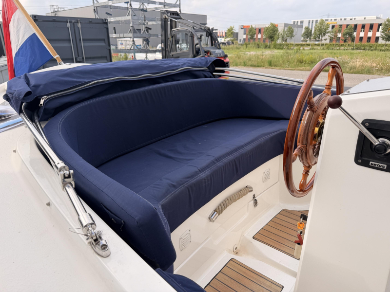 Corsiva 620 Classic — foto 8 van 12