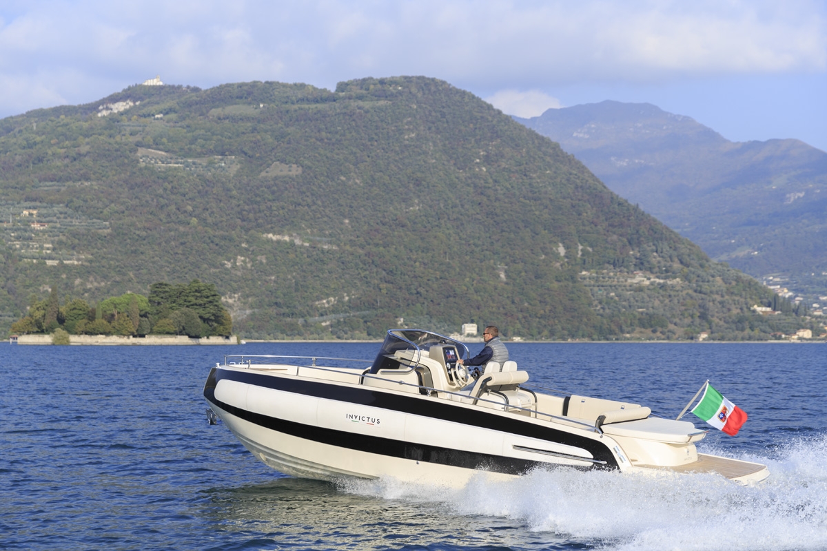 Invictus yachts Invictus 280 tt — foto 15 van 15