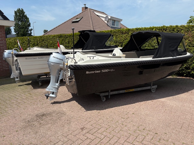 VAARKLAAR!! ACTIE!!!! 2 nieuwe Sunrise Classic Edition met Honda 10 en 15 PK Motor — foto 5 van 19