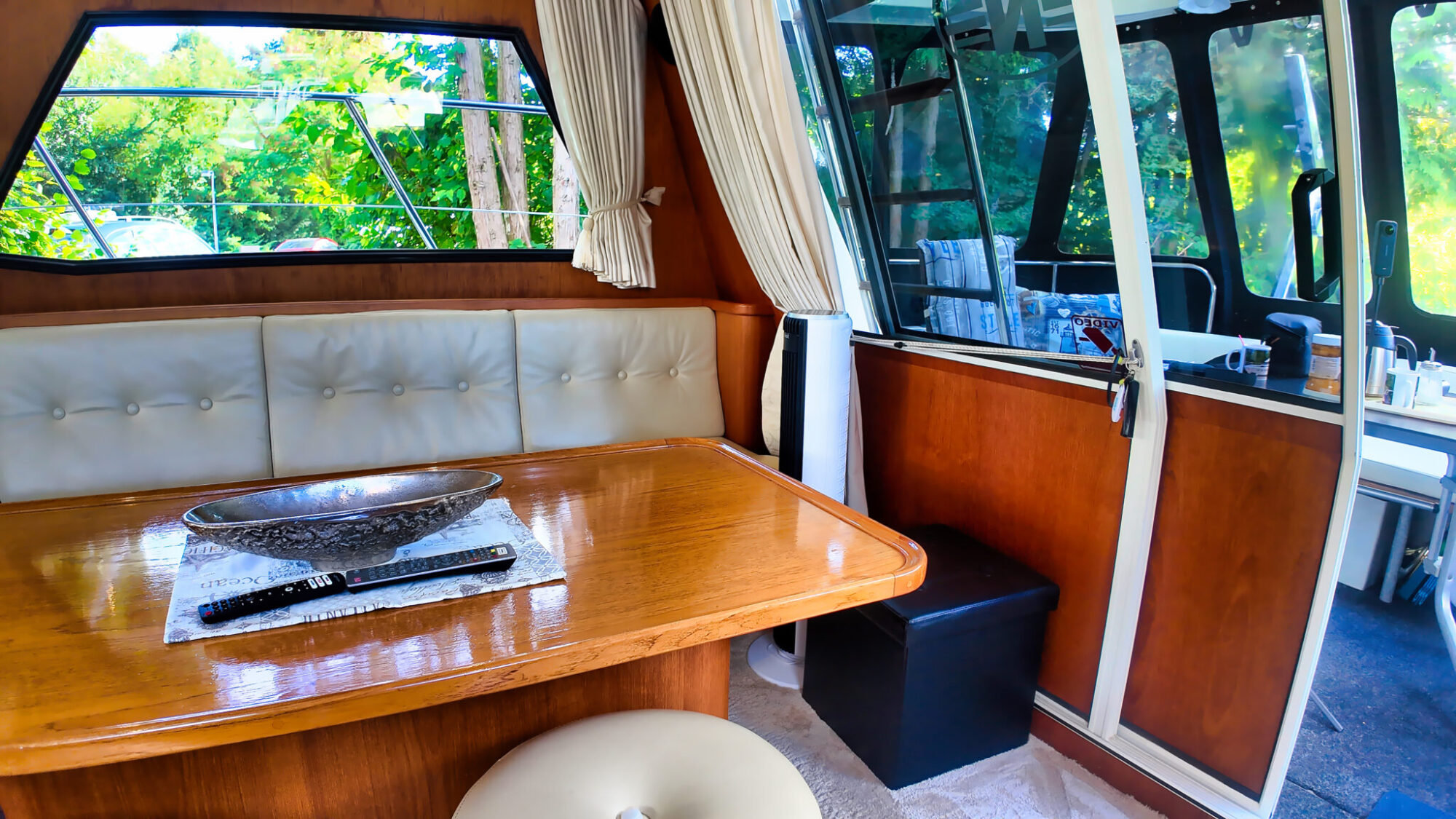 Neptunus 138 / 46 Flybridge Sedan — foto 5 van 32