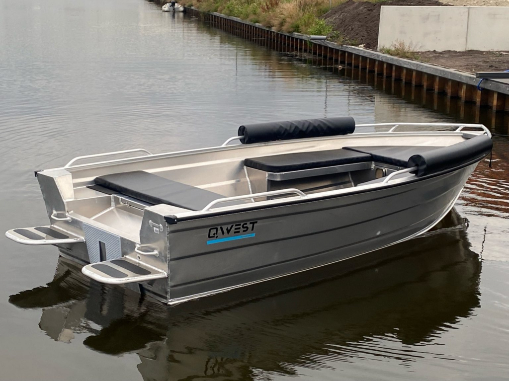 Qwest R400 — foto 3 van 4